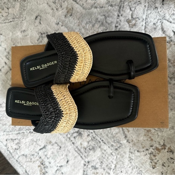 NWT Kelsi Dagger Brooklyn Black and Tan Woven Theo Toe Ring Sandal 7.5 & 8.5 - Picture 7 of 10